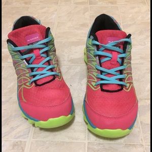 ALEADER WOMEN’S